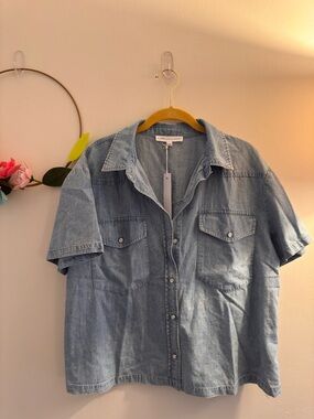 Washed Blue Short-Sleeve Denim Button-Down Shirt